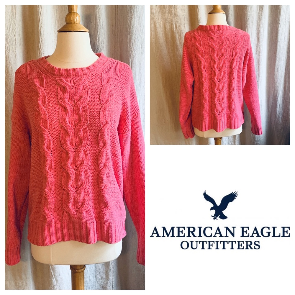 American Eagle Pink Cable Knit Sweater size Medium